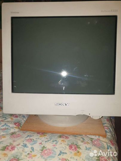 Монитор Sony E220, 17 дюймов с инструкцией