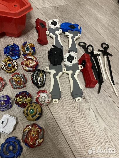 Beyblade арена, волчки набор