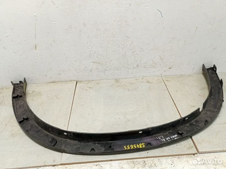 Накладка заднего крыла левого