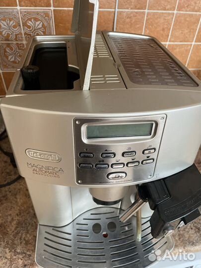 Кофемашина delonghi