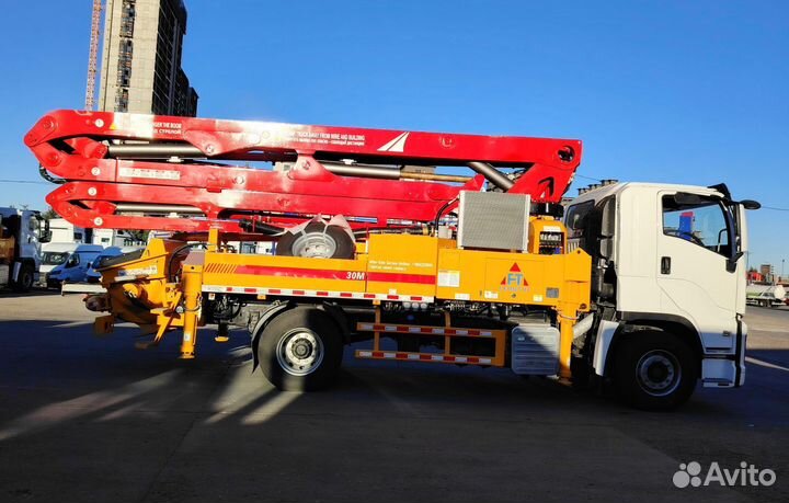 Автобетононасос Isuzu Giga, 2024