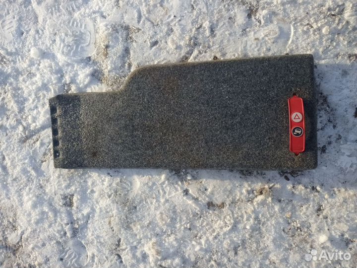 Обшивка багажника Opel Omega 1999 90431607