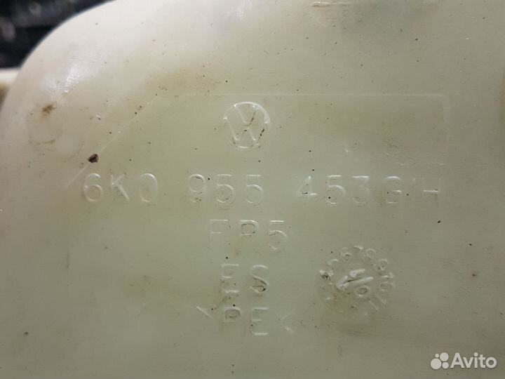 Бачок омывателя лобового стекла VW polo Classic