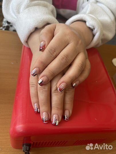 Маникюр на дому