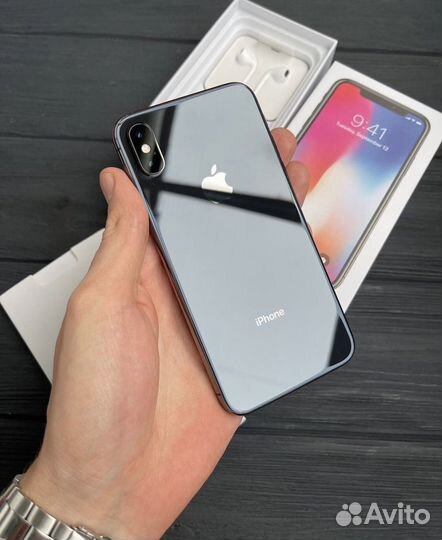 iPhone X, 64 ГБ