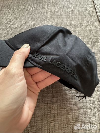Karl lagerfeld кепка