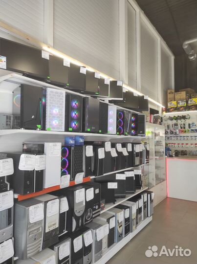 15,4 Ноутбук для школьника. Рабочий