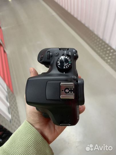 Фотоаппарат Canon EOS 1300D Kit 18-55mm f/3.5-5.6