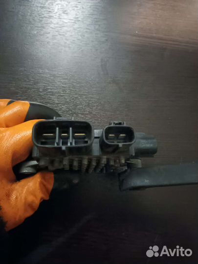 Блок управления вентилятором Nissan Infiniti