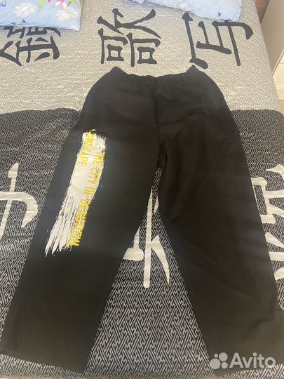 Женский спортивный костюм