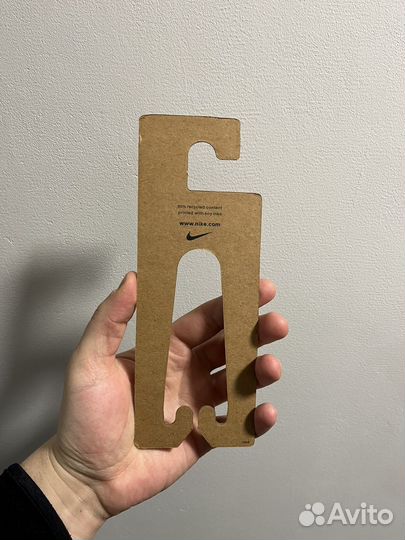 Оригинальная вешалка Nike