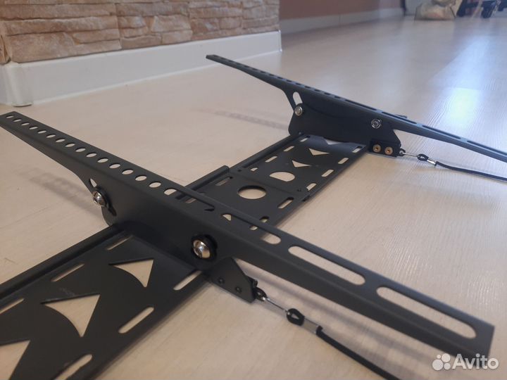 Кронштейн для телевизора на стену