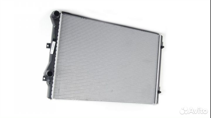 Радиатор охлаждения Skoda Yeti