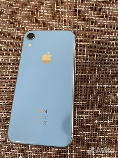 iPhone Xr, 64 ГБ