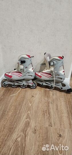 Роликовые коньки