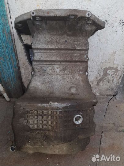 Поддон масляный двигателя Renault Logan дефект