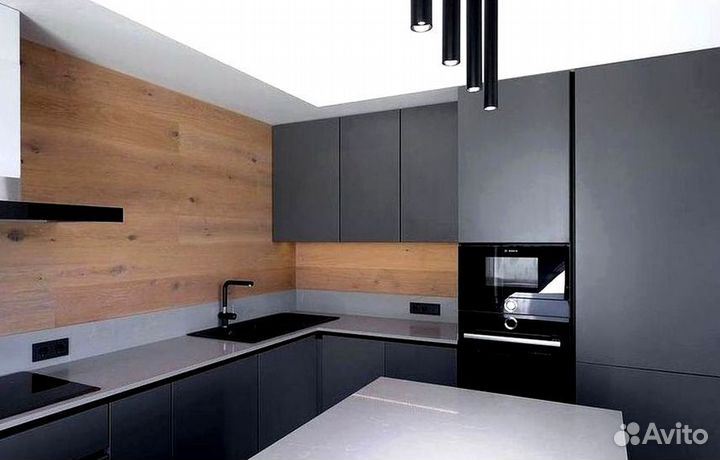 Кухонный гарнитур угловой в потолок с островом на