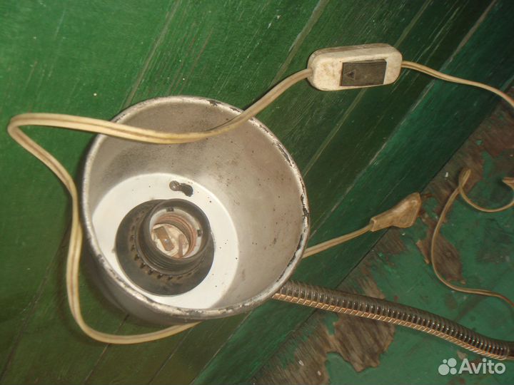 Светильник павлин, и в гараж