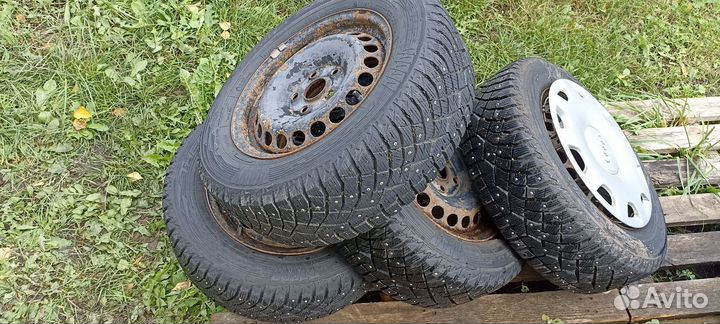 Nitto Therma Spike 195/65 R15 91T