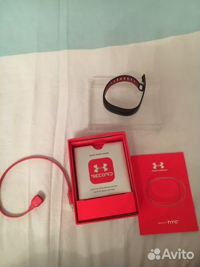 Фитнес браслет Under Armour и Up3