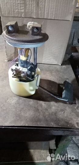 Бензонасос на газ 31105