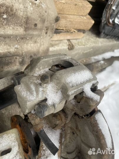 Суппорта задние BMW E34
