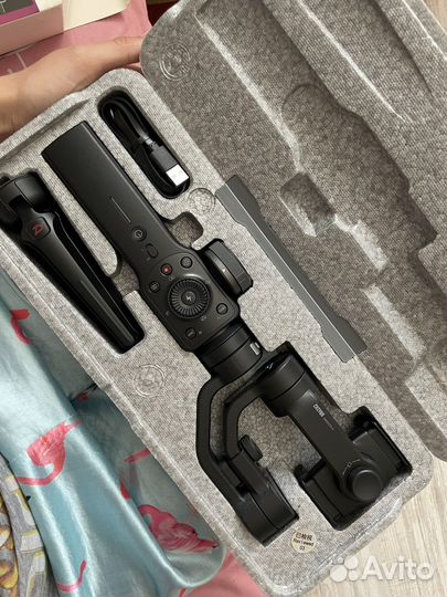 Стабилизатор Zhiyun smooth 4