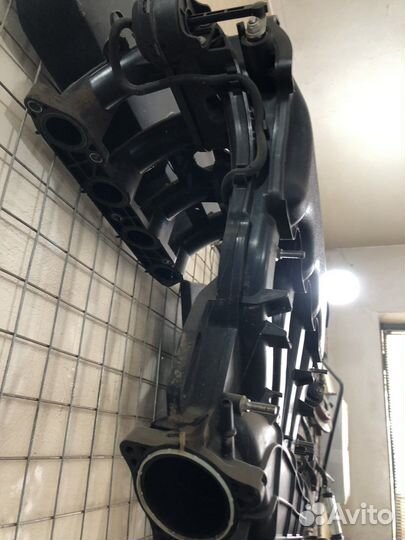 Колектор на 127 двигатель