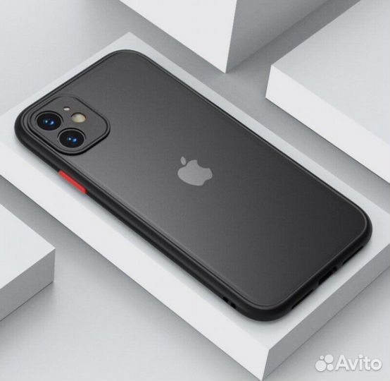Чехол на iPhone 11