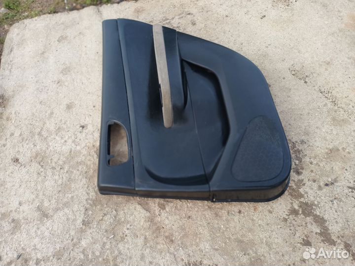 Обшивка двери задняя правая Peugeot 307