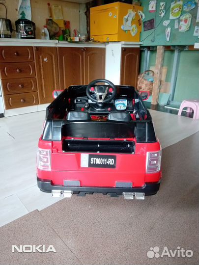 Продам детский электромобиль