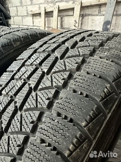 Wanlining E3/L3 225/50 R17 190N