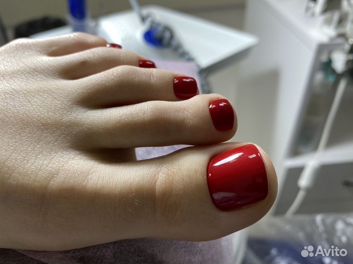 Маникюр, педикюр