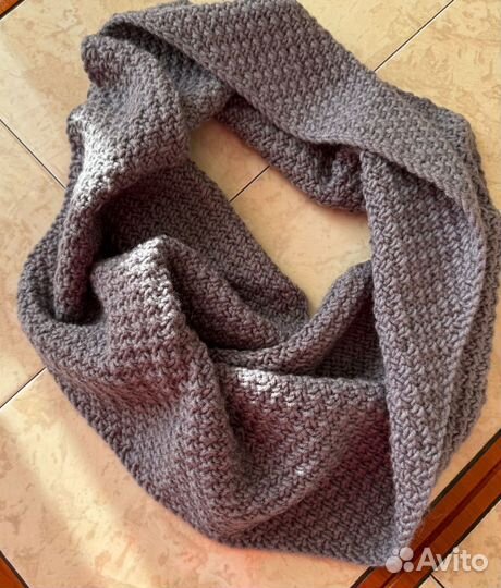 Снуд жемчужной вязкой