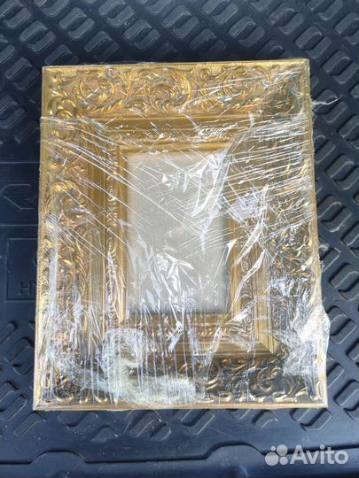 Рамки для фото и картин