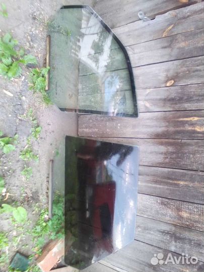 Стекло ваз 2110