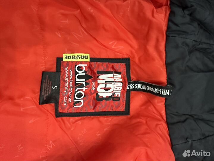 Сноубордическая куртка Burton