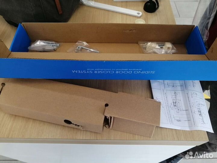 Доводчик дверной со скользящий тягой