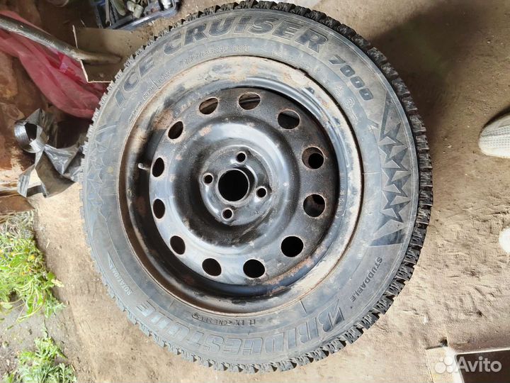 Bridgestone Ice Cruiser 7000 185/65 R15