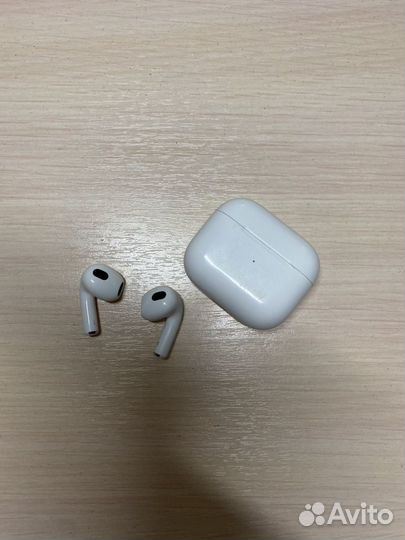 Наушники airpods 3 б/у