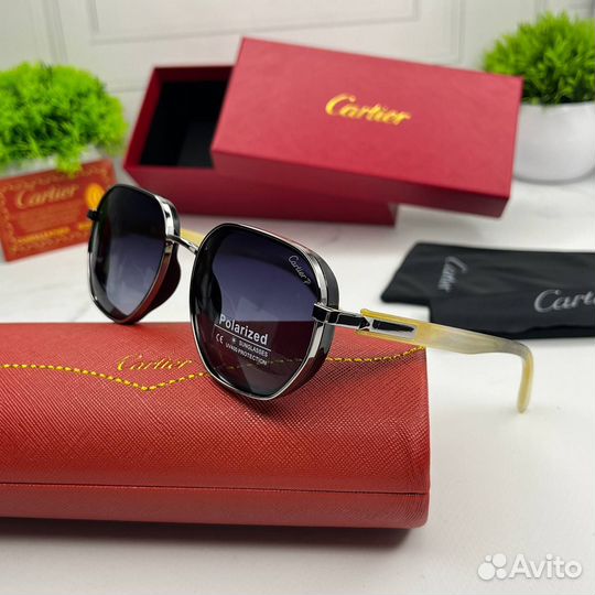 Солнцезащитные очки Cartier
