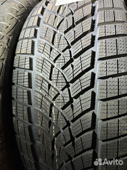 Goodyear UltraGrip Ice SUV Gen-1 265/60 R18 114T