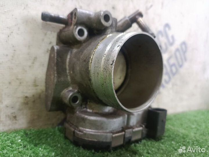 Дроссельная заслонка Audi A4 B6 седан 2.0 ALT 2001