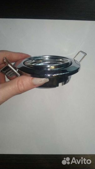 Точечный светильник светильник встраиваемый новый