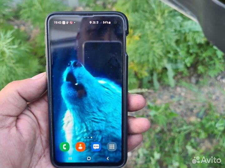 Samsung Galaxy S10e, 6/128 ГБ