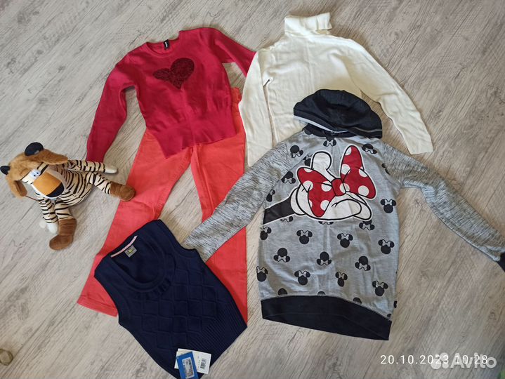 Детские вещи пакетом 122-128 школьная форма