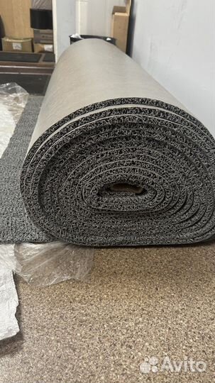 Мох тяжелый с твердой основой серый