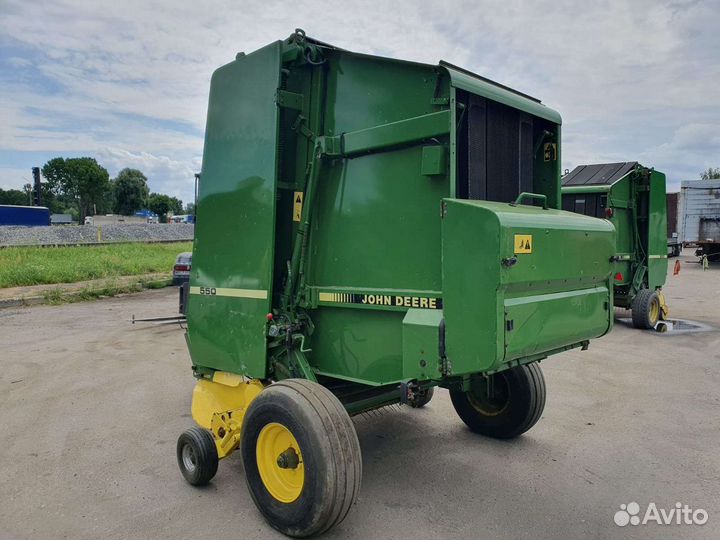 Пресс-подборщик John Deere 550, 1992
