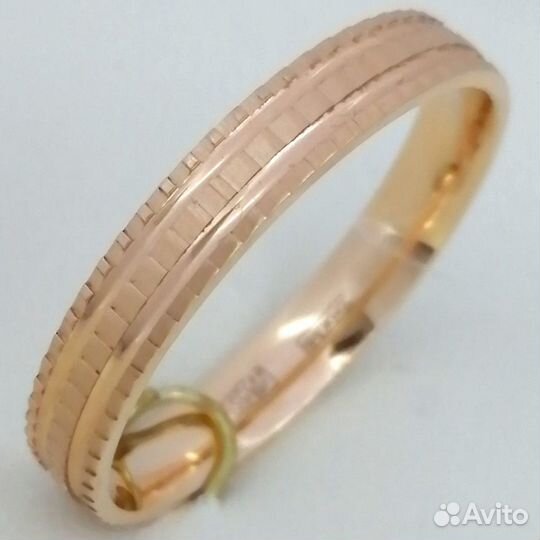 Кольцо / размер 21,5 / 3,93г / Золото585