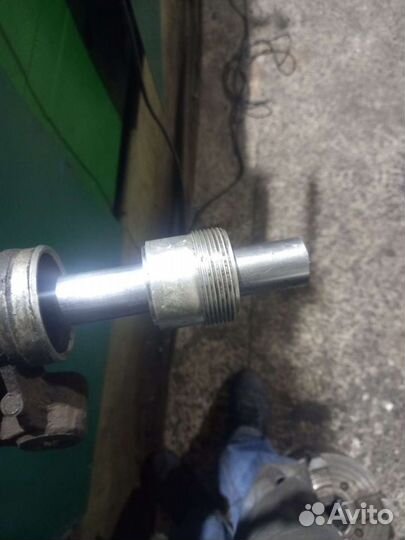 Правая гайка рулевой рейки Форд фокус2